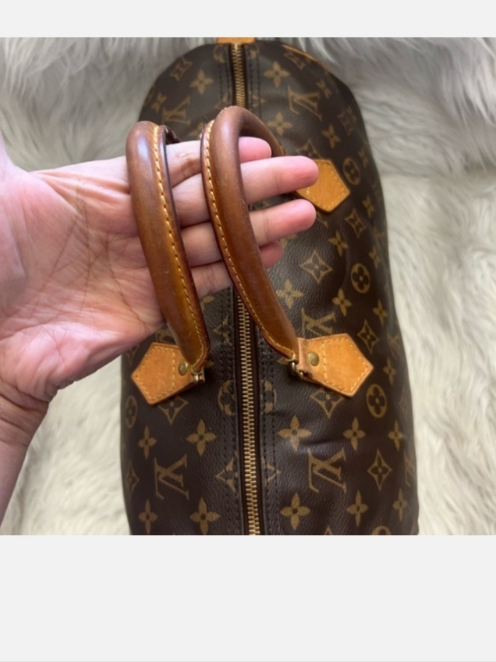 Louis Vuitton Monogram Canvas Speedy 35 Large Size - Picture 3 of 17
